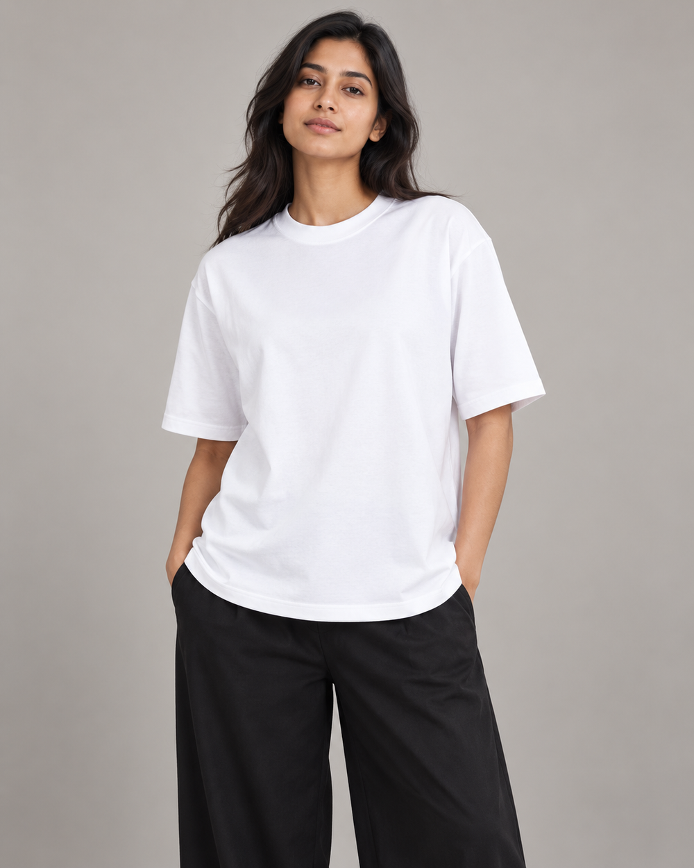 Women’s white heavyweight oversized tee on model
